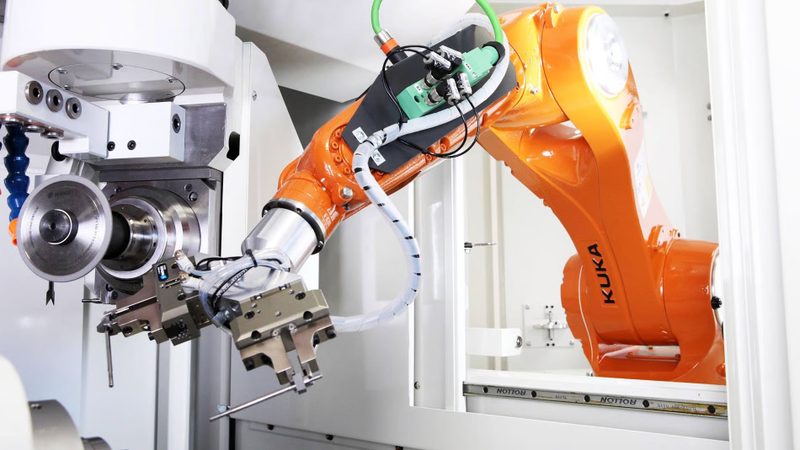 Takım tezgâhlarında yapay zekâ çağı başladı: Siemens, ABB ve KUKA'dan 10 dönüştürücü hamle